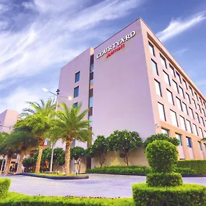 Courtyard By Marriott Agra 5*, Agra (Uttar Pradesh) India