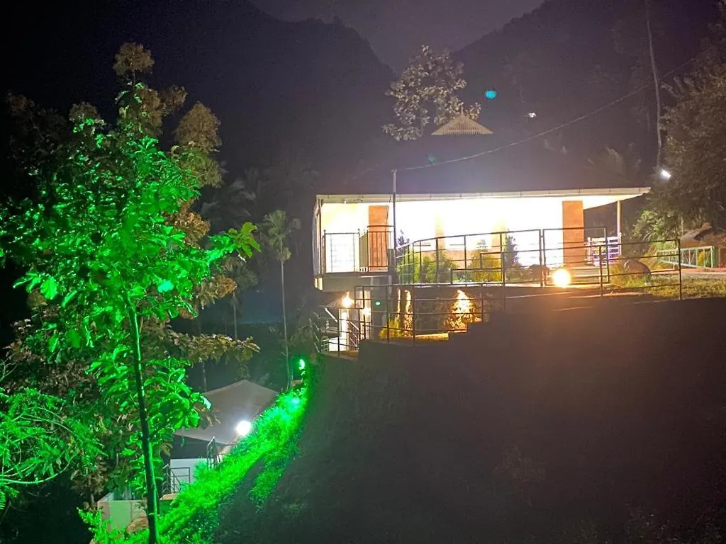 *** Hotel Earth Lounge Resort Vagamon India