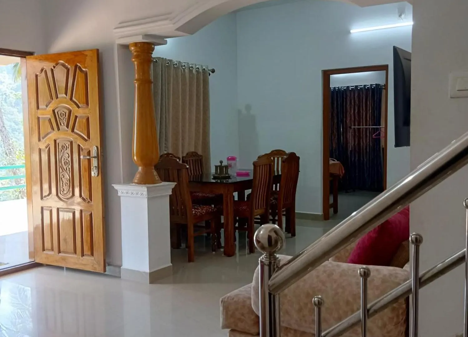 Earth Lounge Resort Vagamon